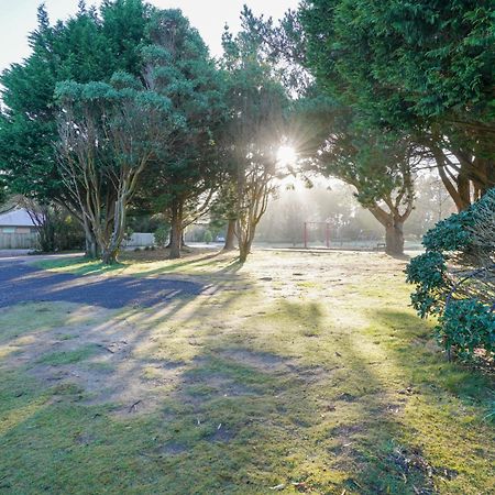 Beach Road Holiday Park Otatara Buitenkant foto
